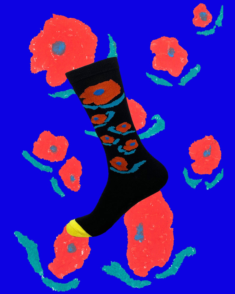 bikuta malamia-ankle-socks-with-hand-drawing-pattern-in-black